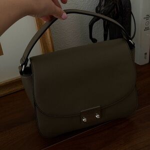 Guess Olive Shoulder Bag